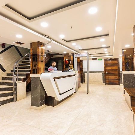 Hotel Grand Shyam- In Front Of New Delhi Railway Station-Couple Friendly Exterior photo